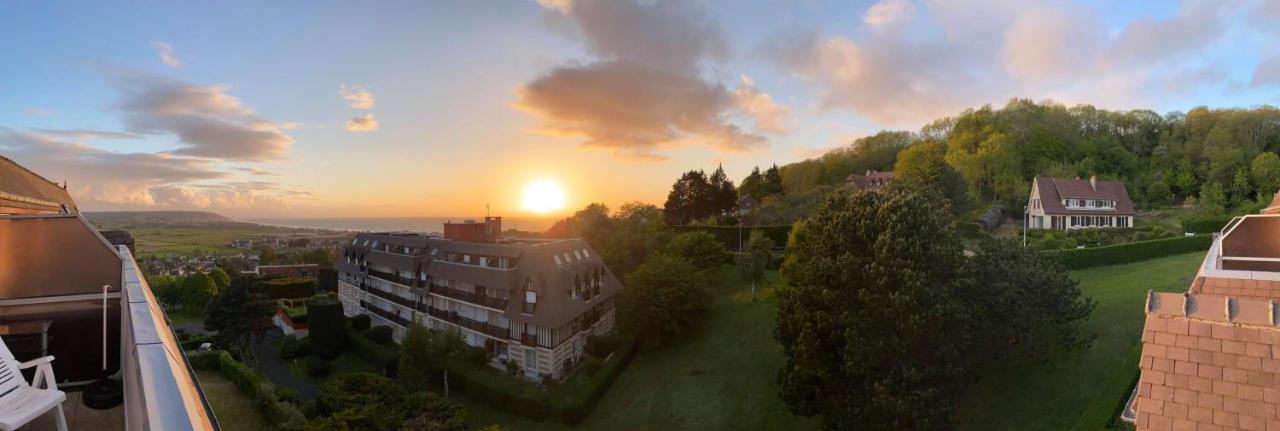 A 10 Minutes A Pieds De La Plage, Residence La Corniche Du Mont Canisy - Traveller Award 2023 布伦维尔索梅 外观 照片